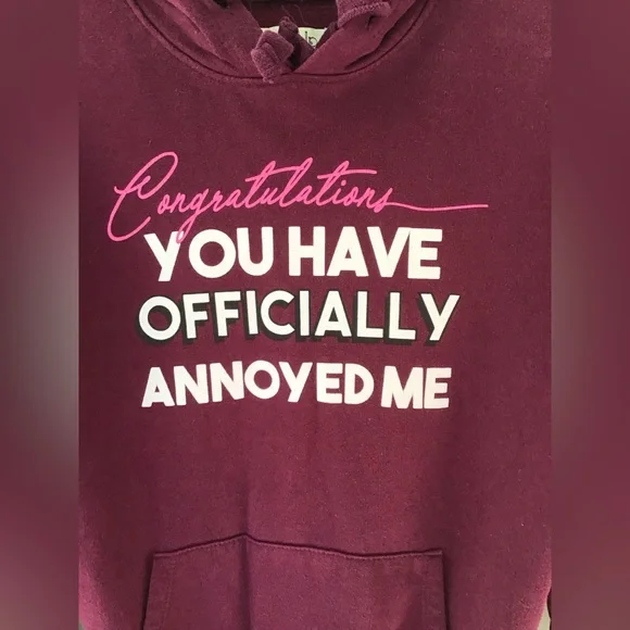 Wound Up Juniors Long Sleeve Graphic hoodie Sweatshirt Burgundy Womens Sz XS GUC - Picture 8 of 12